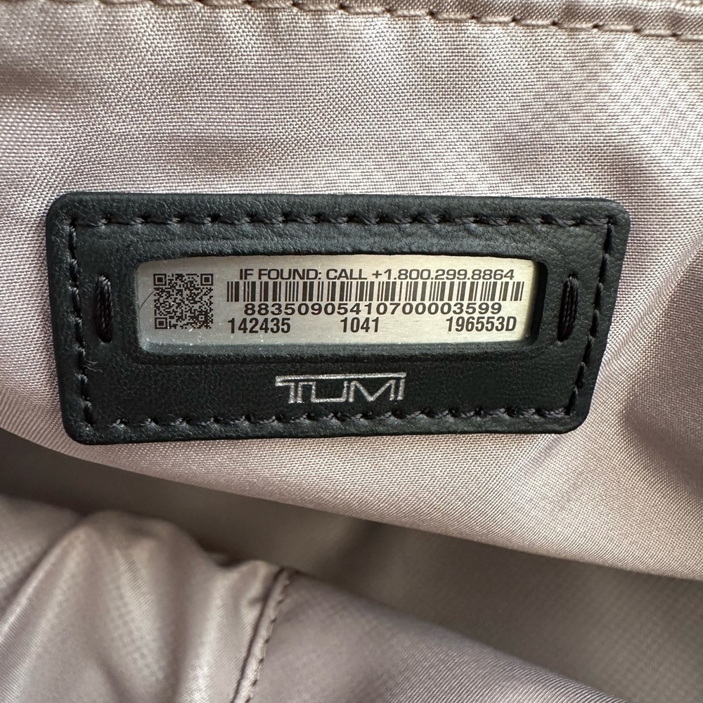 Tumi Corporate Collection Duffel Bag - Picture 11 of 14